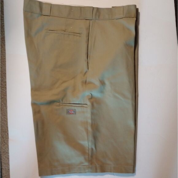 🆕🩳Dickies 42" Men's Loose Fit Flat Front Work Shorts 15" - Picture 5 of 6
